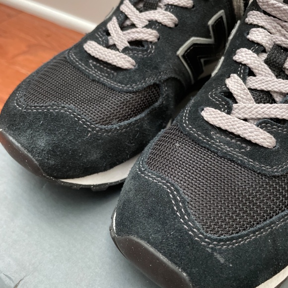 New Balance Sneakers 574 Women’s 8.5 - Picture 5 of 5